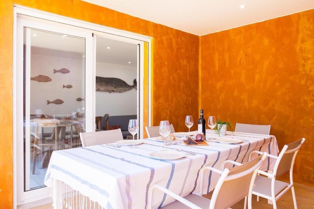Vista Roses Mar - Villas Batik Kültér fotó