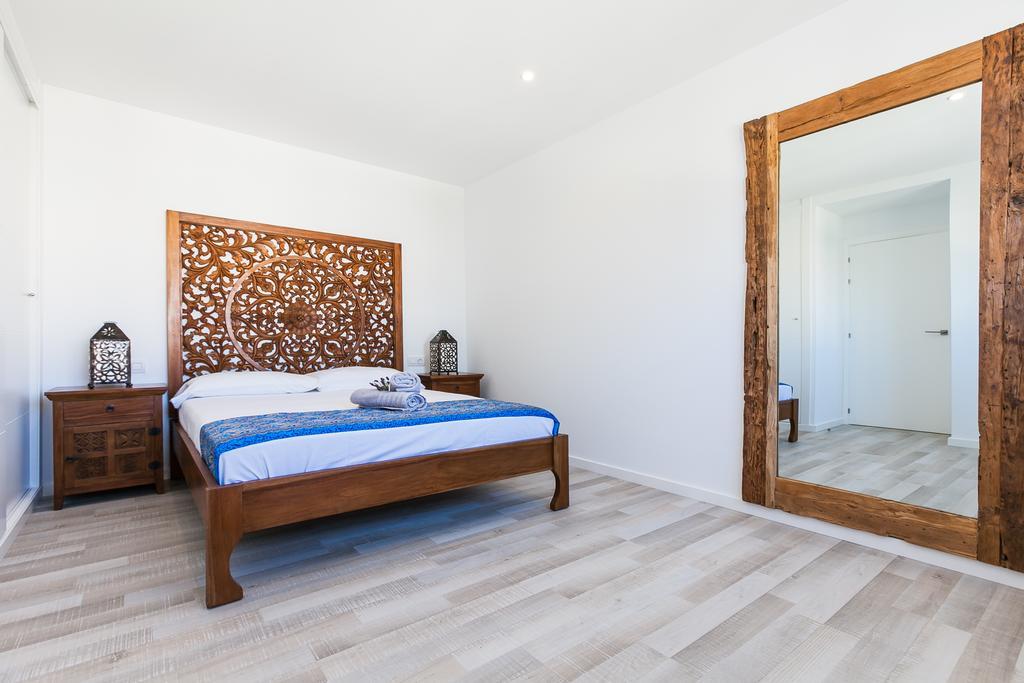 Vista Roses Mar - Villas Batik Kültér fotó