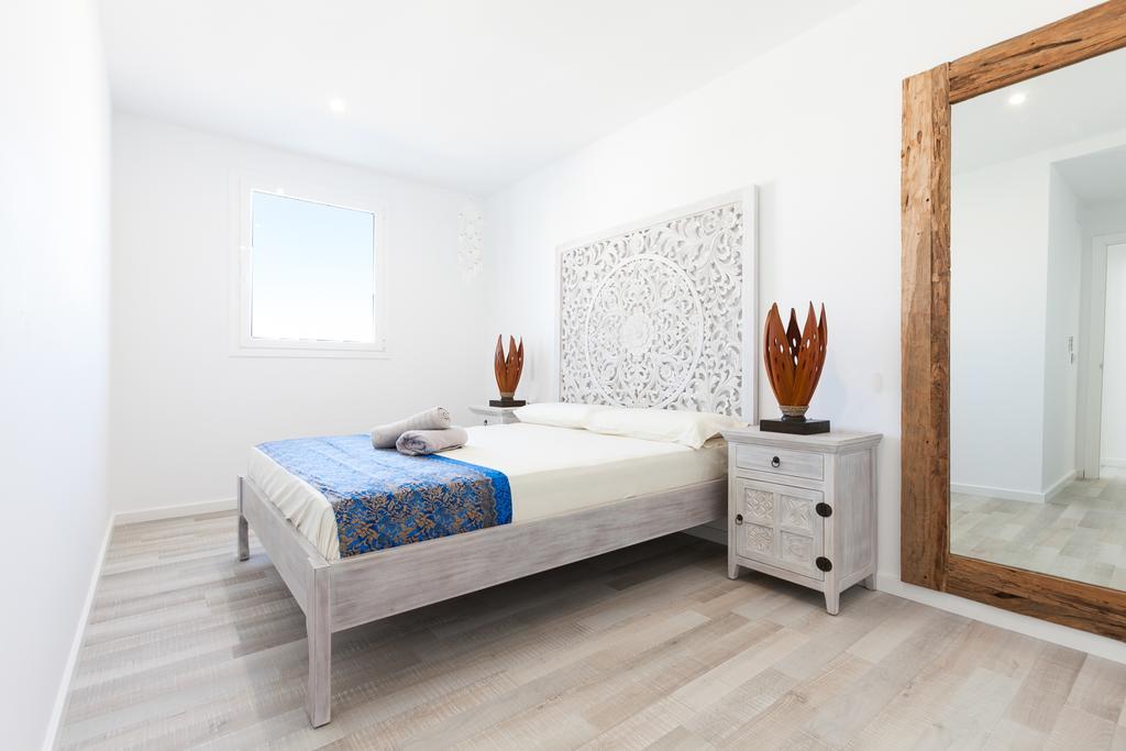 Vista Roses Mar - Villas Batik Kültér fotó